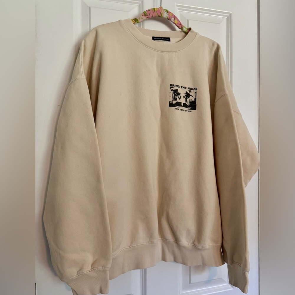 Brandy Melville Beige Crewneck Sweater